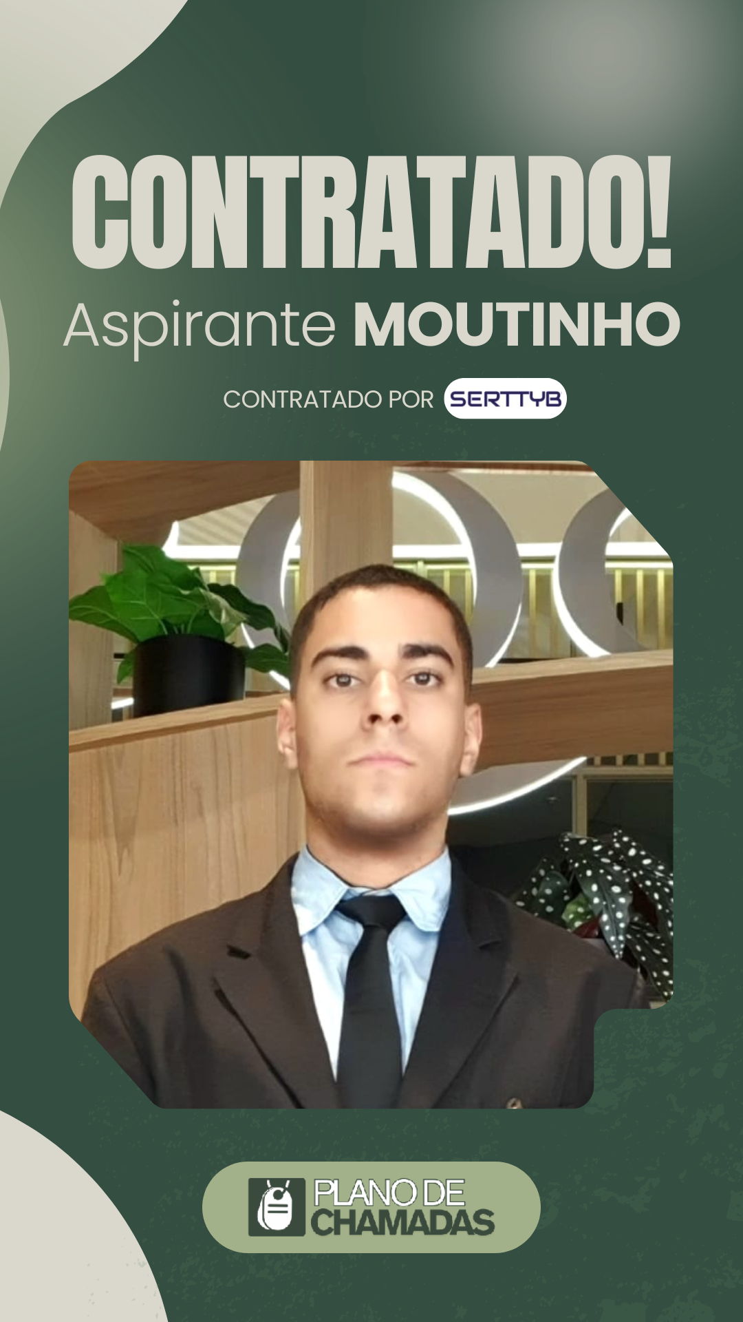 Card de resultado de contratação do Aspirante Moutinho